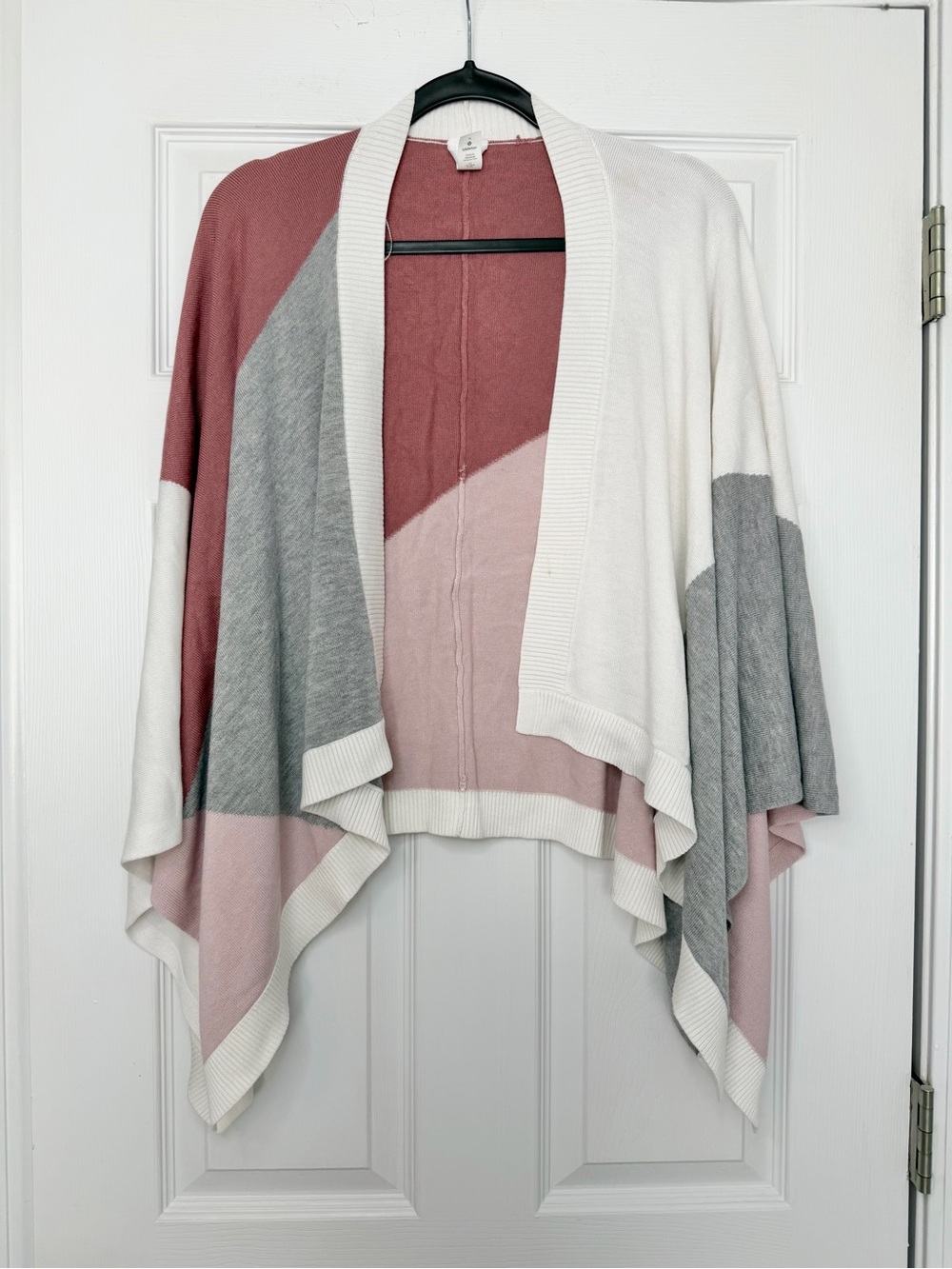 Lululemon O/S • Pink Sweater Wrap Drape.